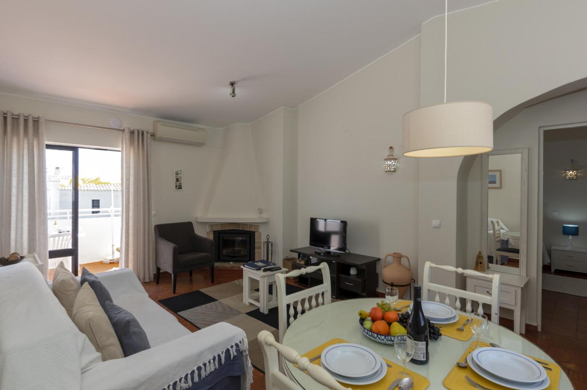 One-Bedroom Apartment with Garden View