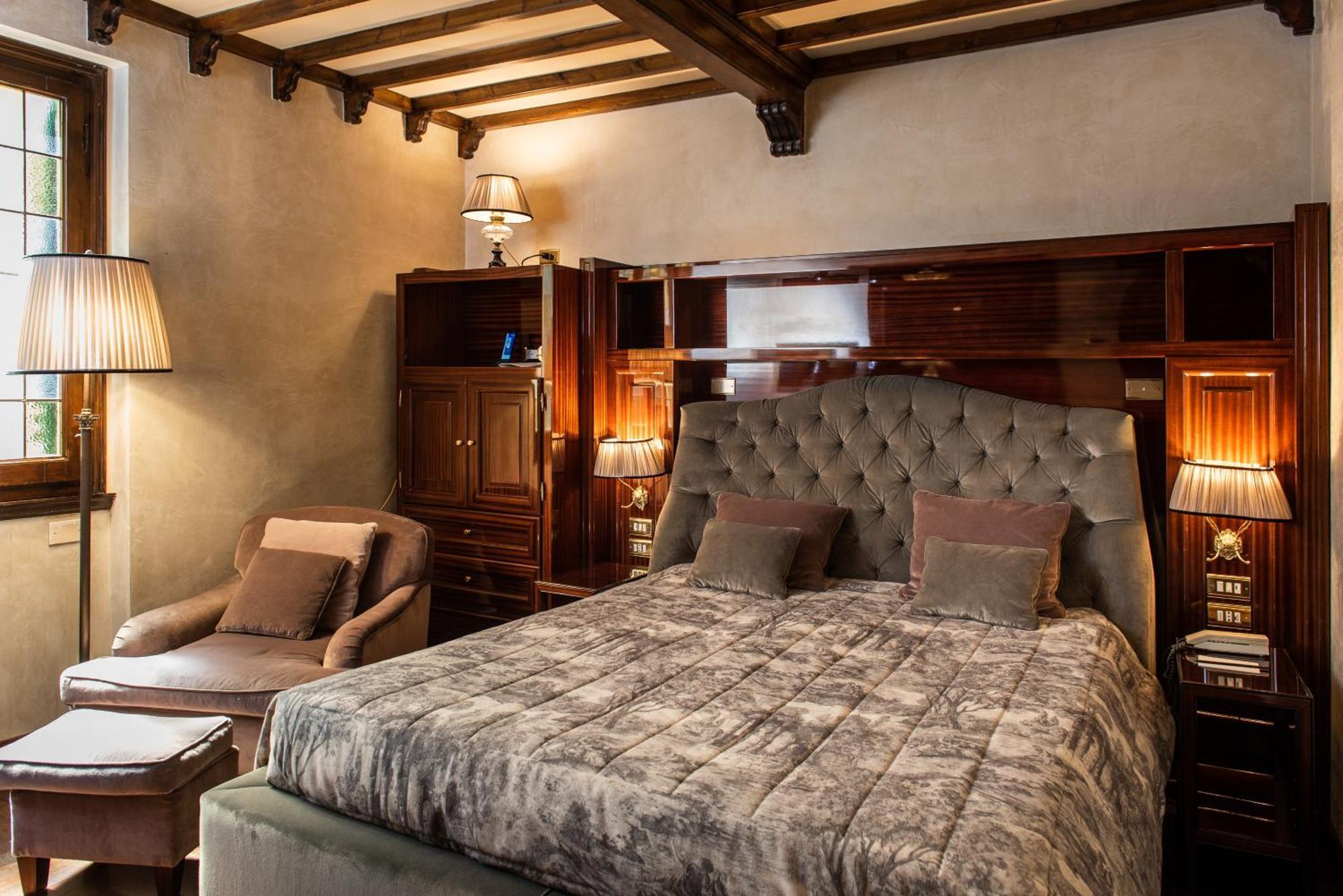 Classic Double Room,1274537509:JPEG