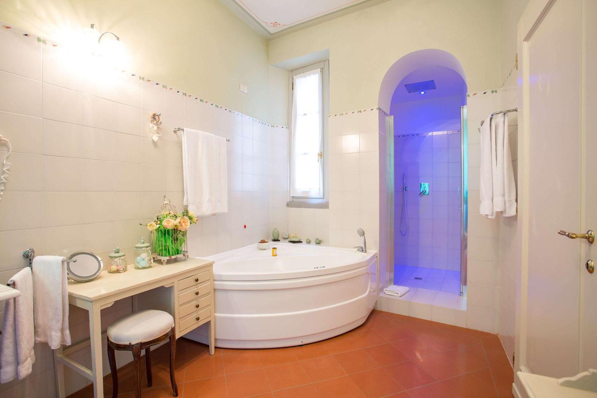 King Suite with Panoramic View