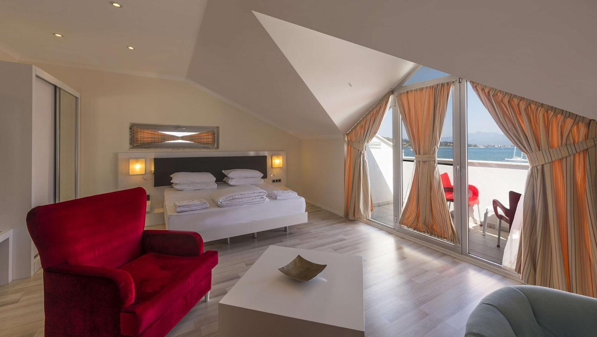 Large room Terrace