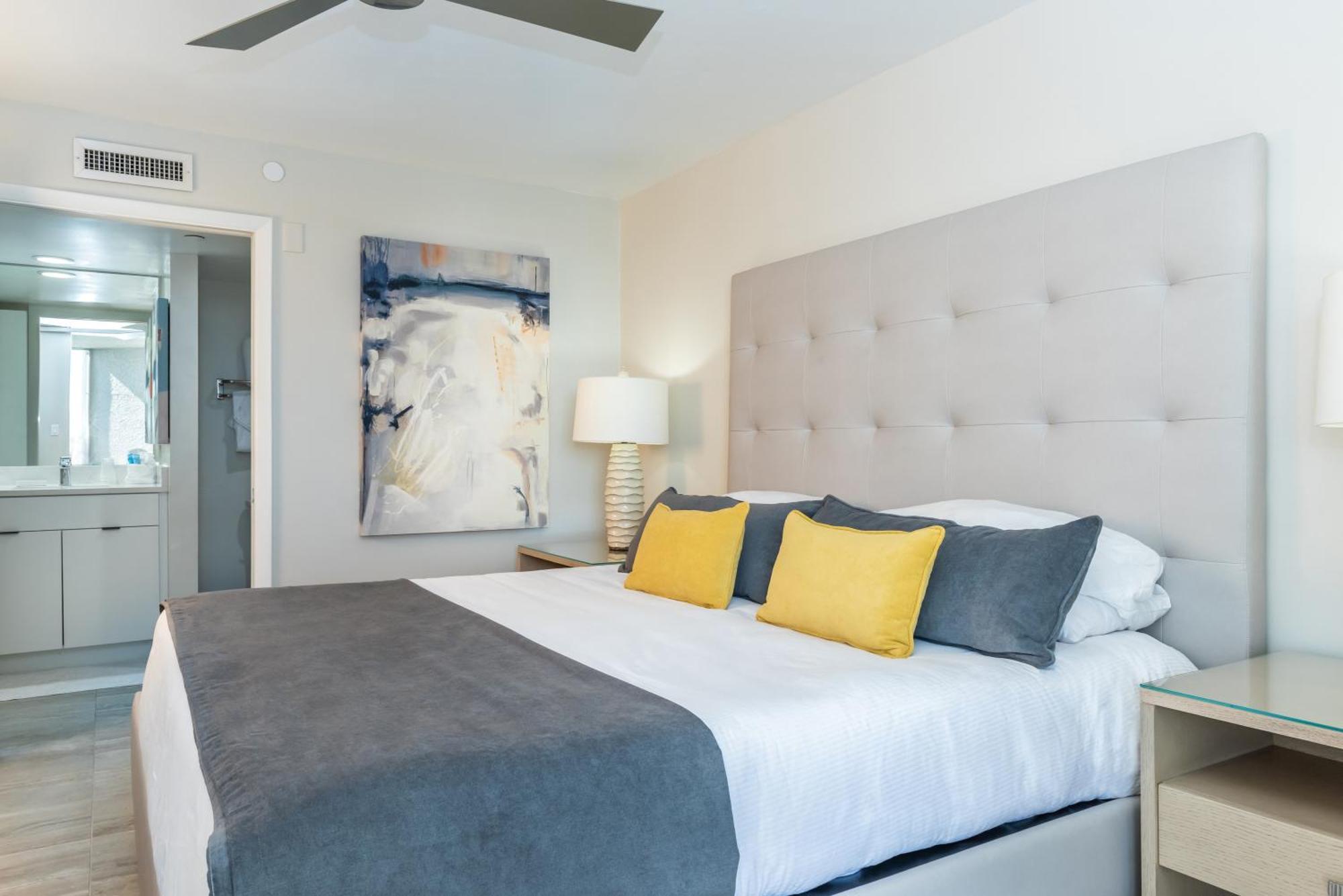 Gulf View One Bedroom Deluxe Suite