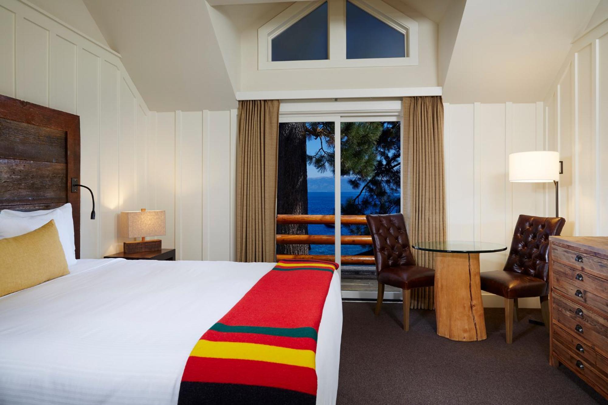 King Room with Lake View