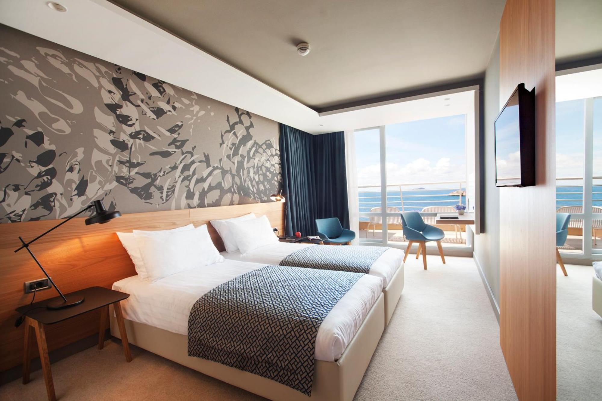Quarto Superior com Varanda, Vista do Mar e Buffet de Jantar Festivo na Véspera de Ano Novo