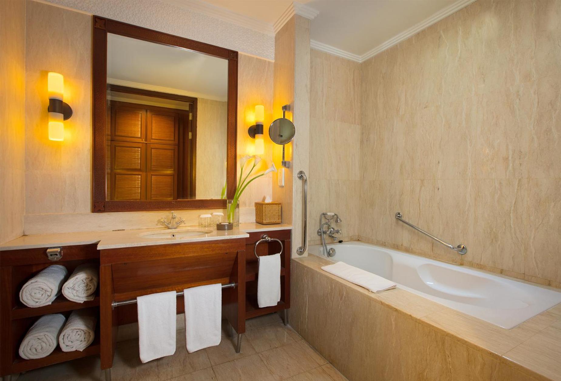 Family Suite with Garden View