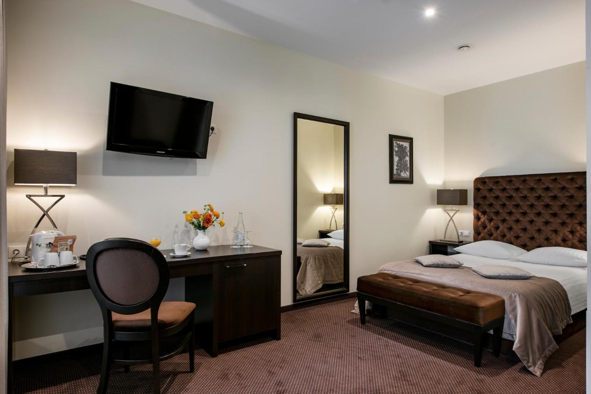 Single Room Inner Window