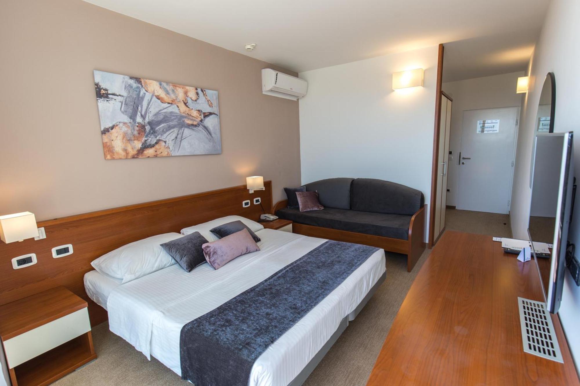 Dreibettzimmer