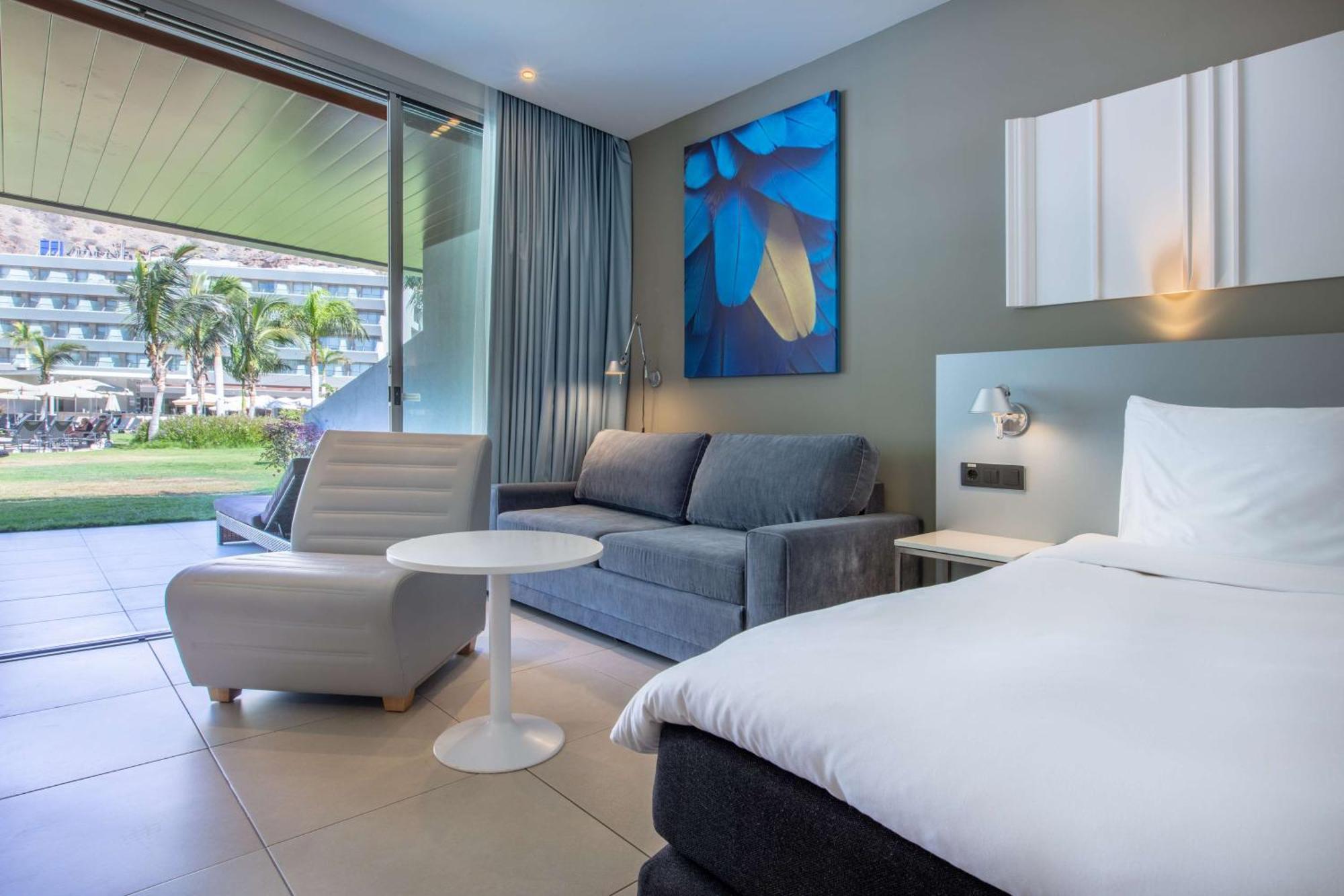 Superior Room Pool Access,1278814858:JPEG