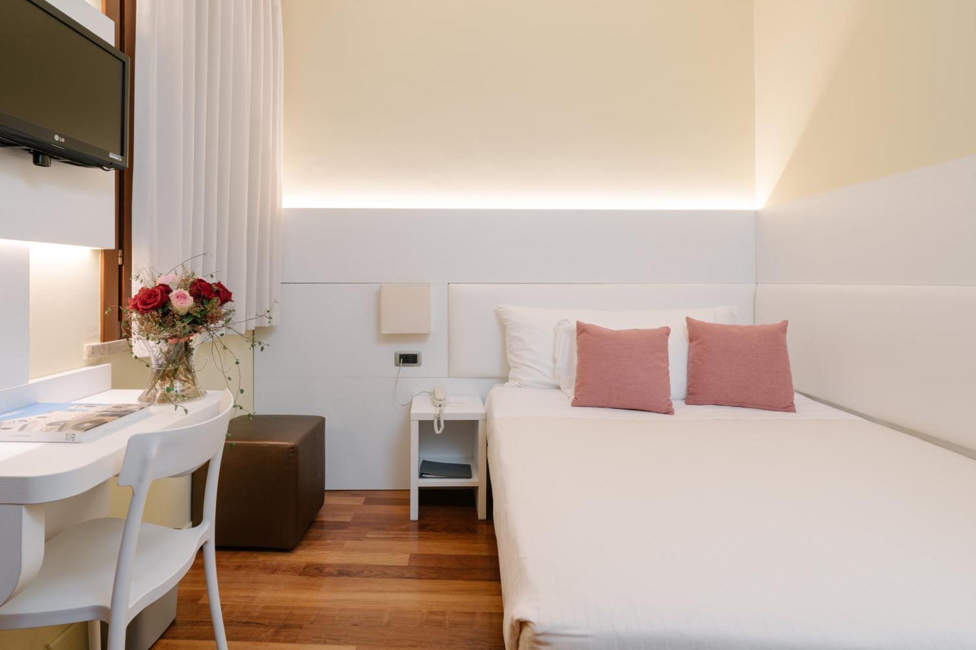 Single Room French Bed