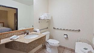 Queen Suite with Two Queen Beds and Sofa Bed - Roll-In Shower/Disability Access