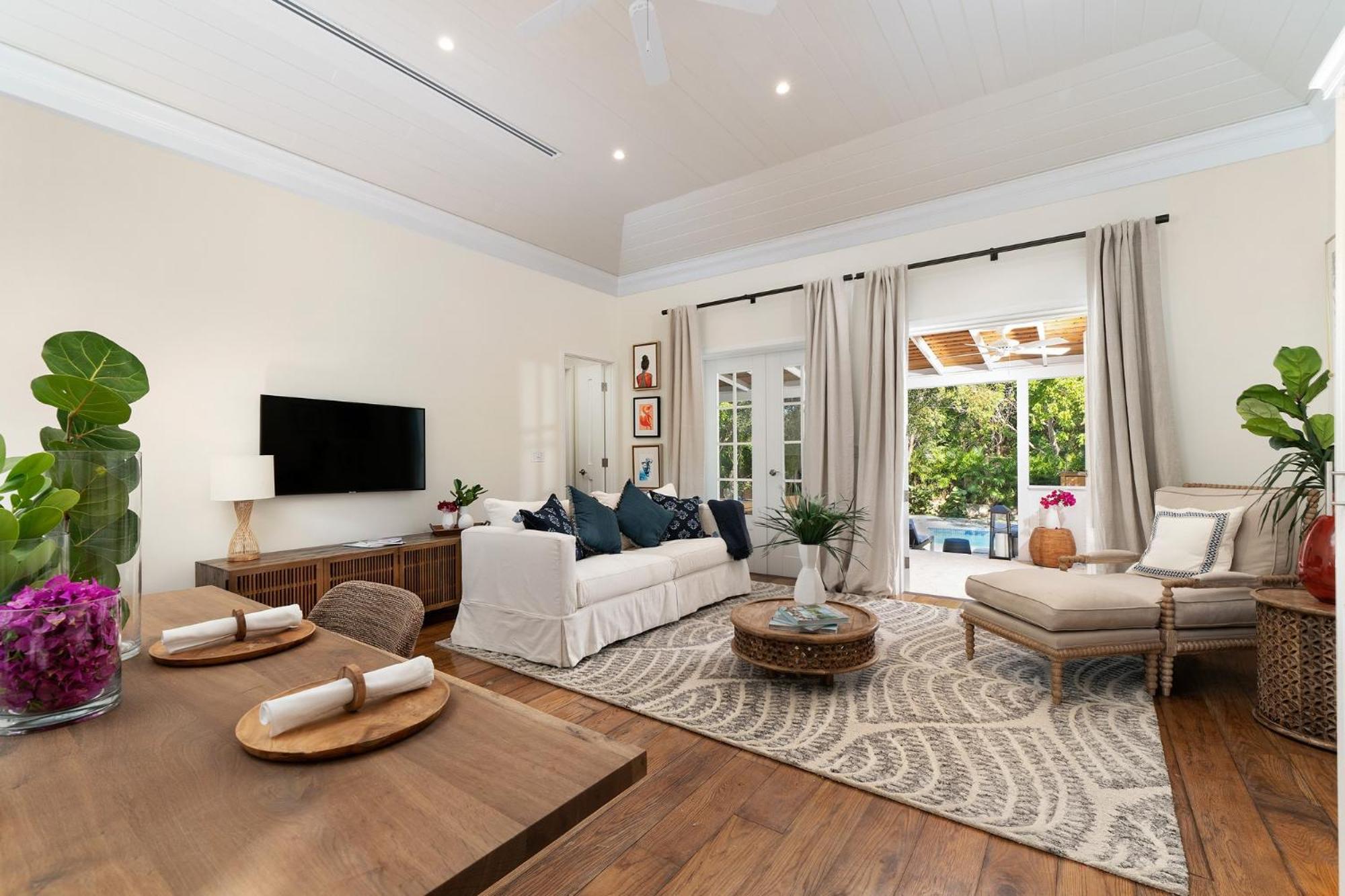 Two Bedroom Garden View Villa w or Private Pool