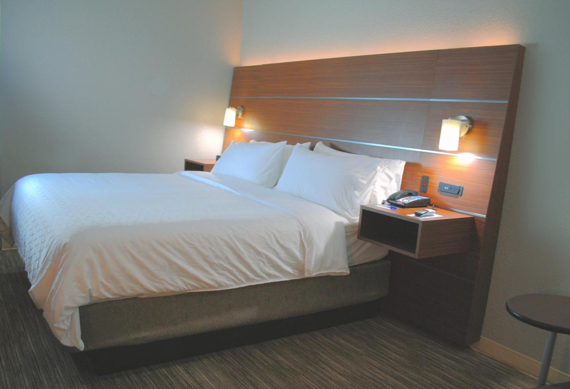 Executive King Room - Non-Smoking