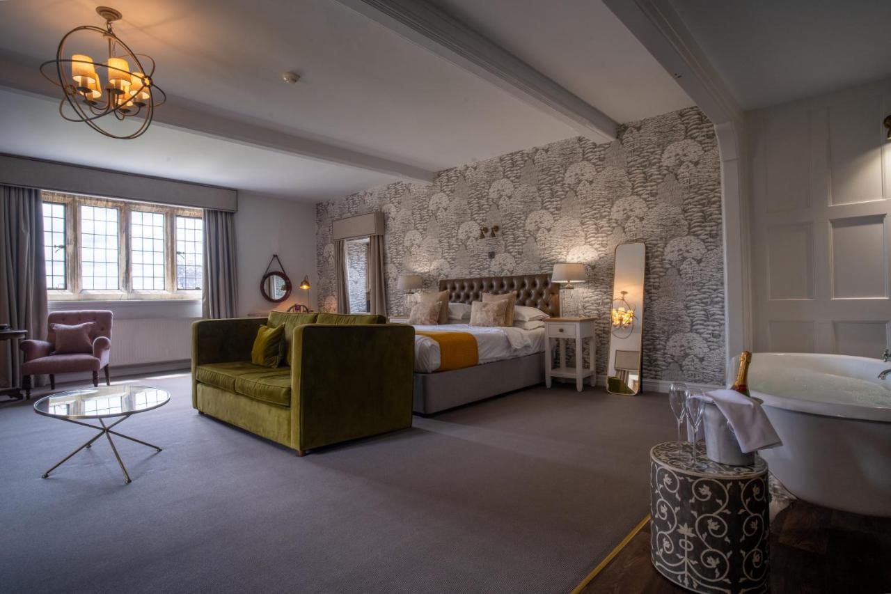 Manor Suite Room