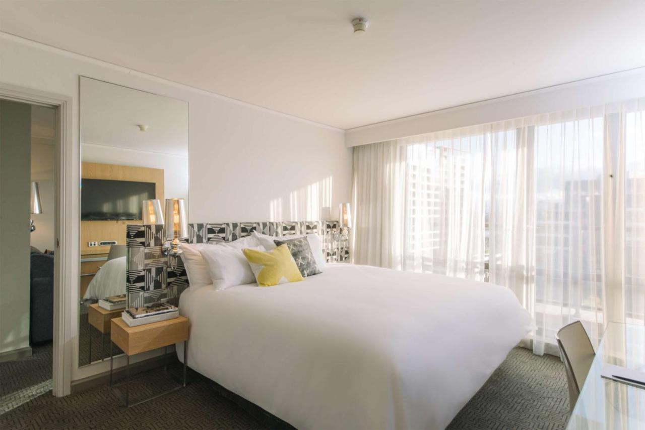QT Superior King Room