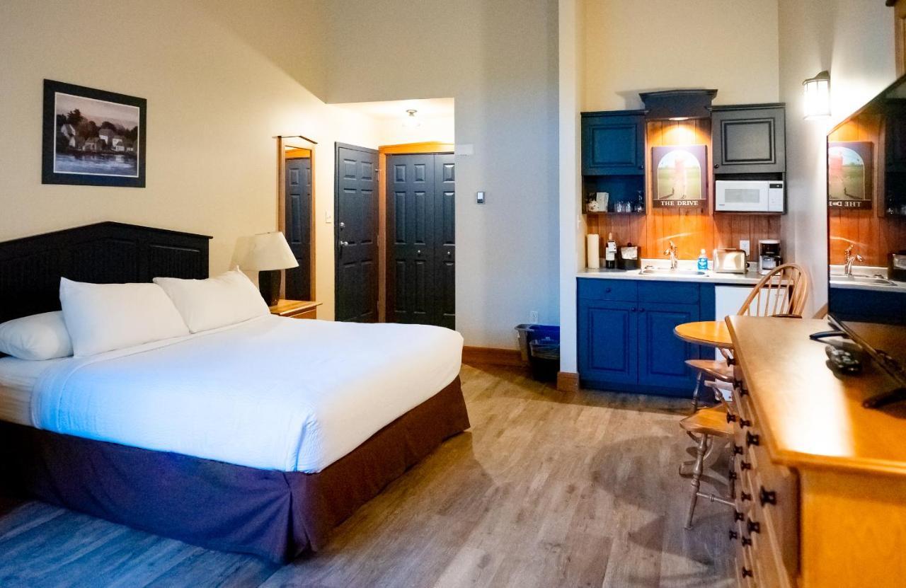 One-Bedroom Cottage (2 Adults)