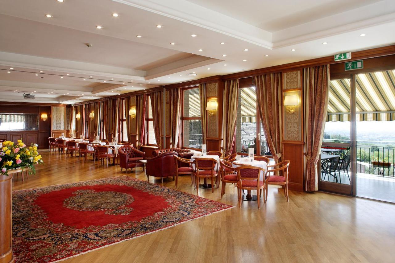 Standard Triple Room with Internal View