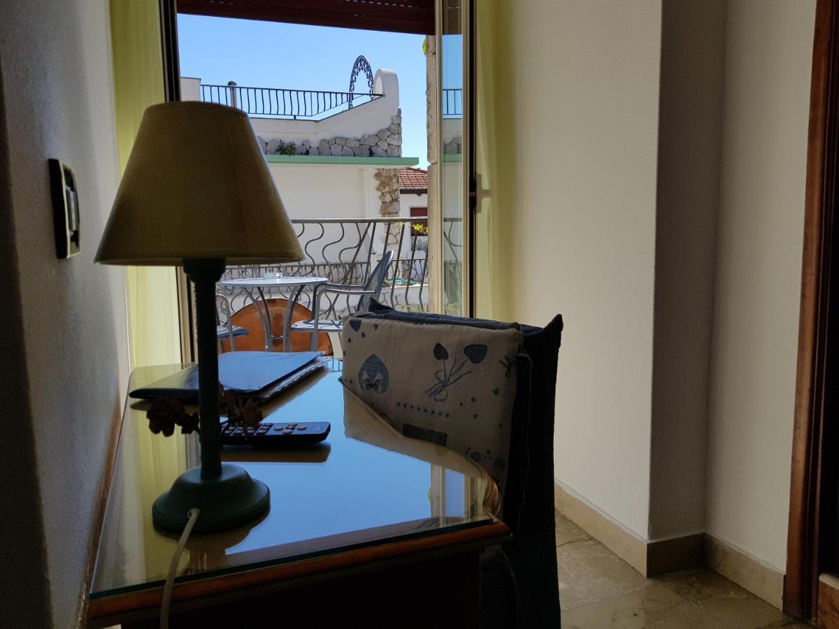 Standard Double or Twin Room,1305026191:JPEG
