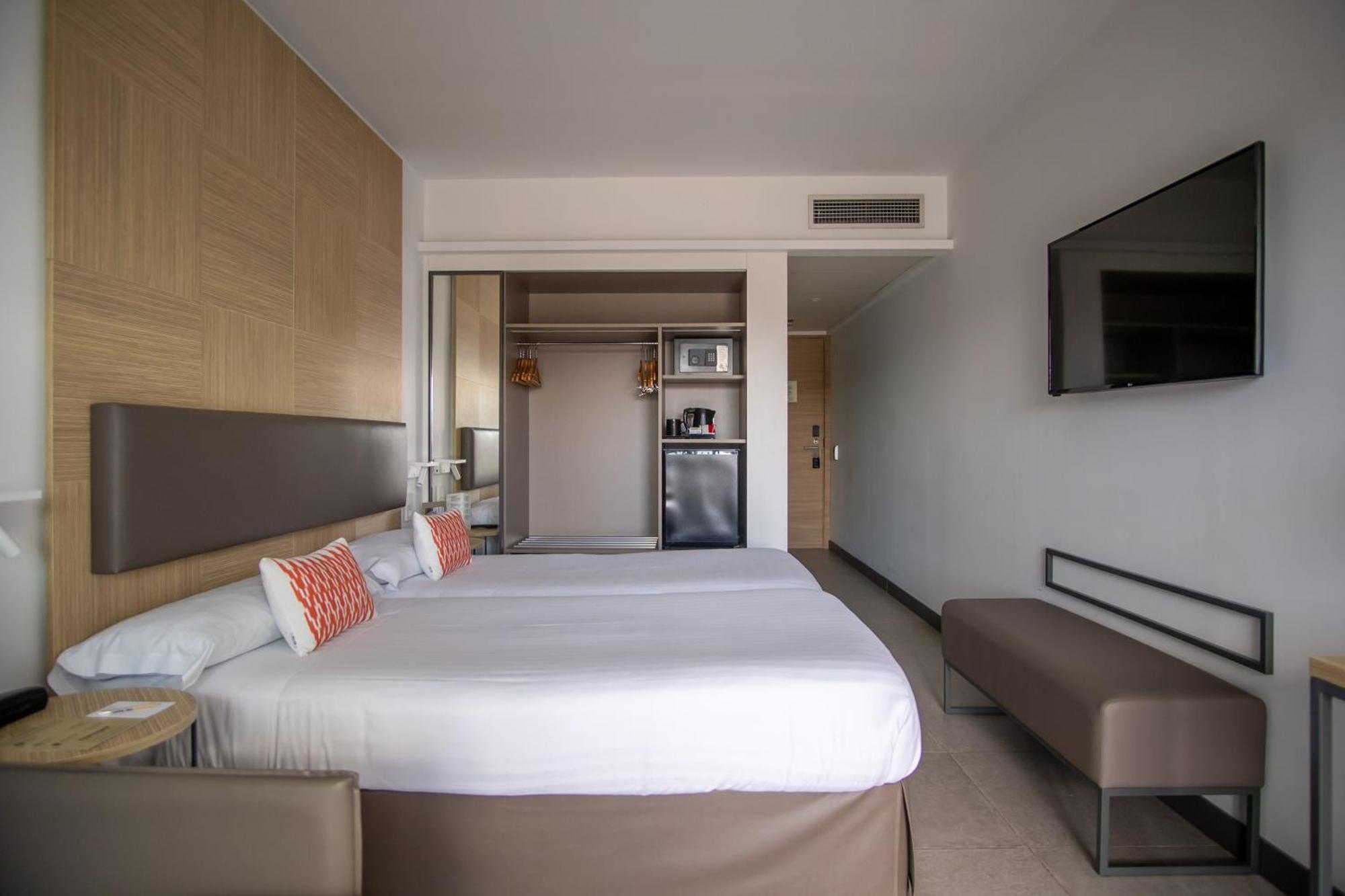 Triple Room (3 Adults)