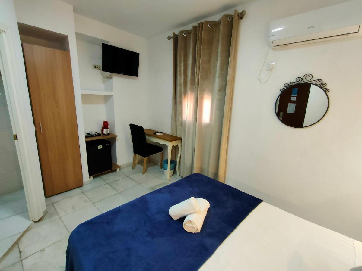 Small Double Room,1346259140:JPEG
