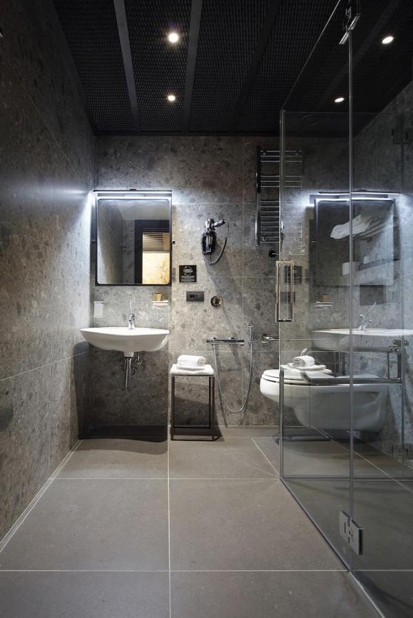 Double or Twin Room Disability Access