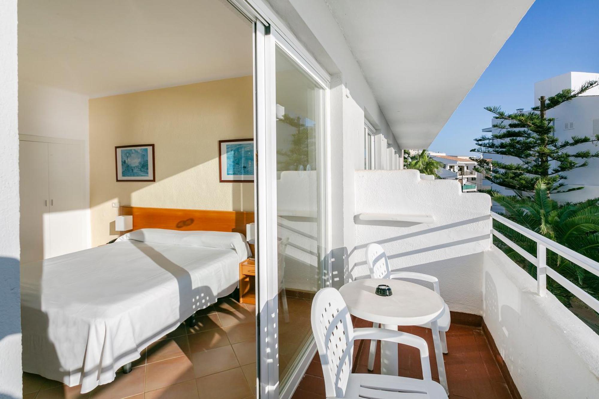 Single Room Balcony