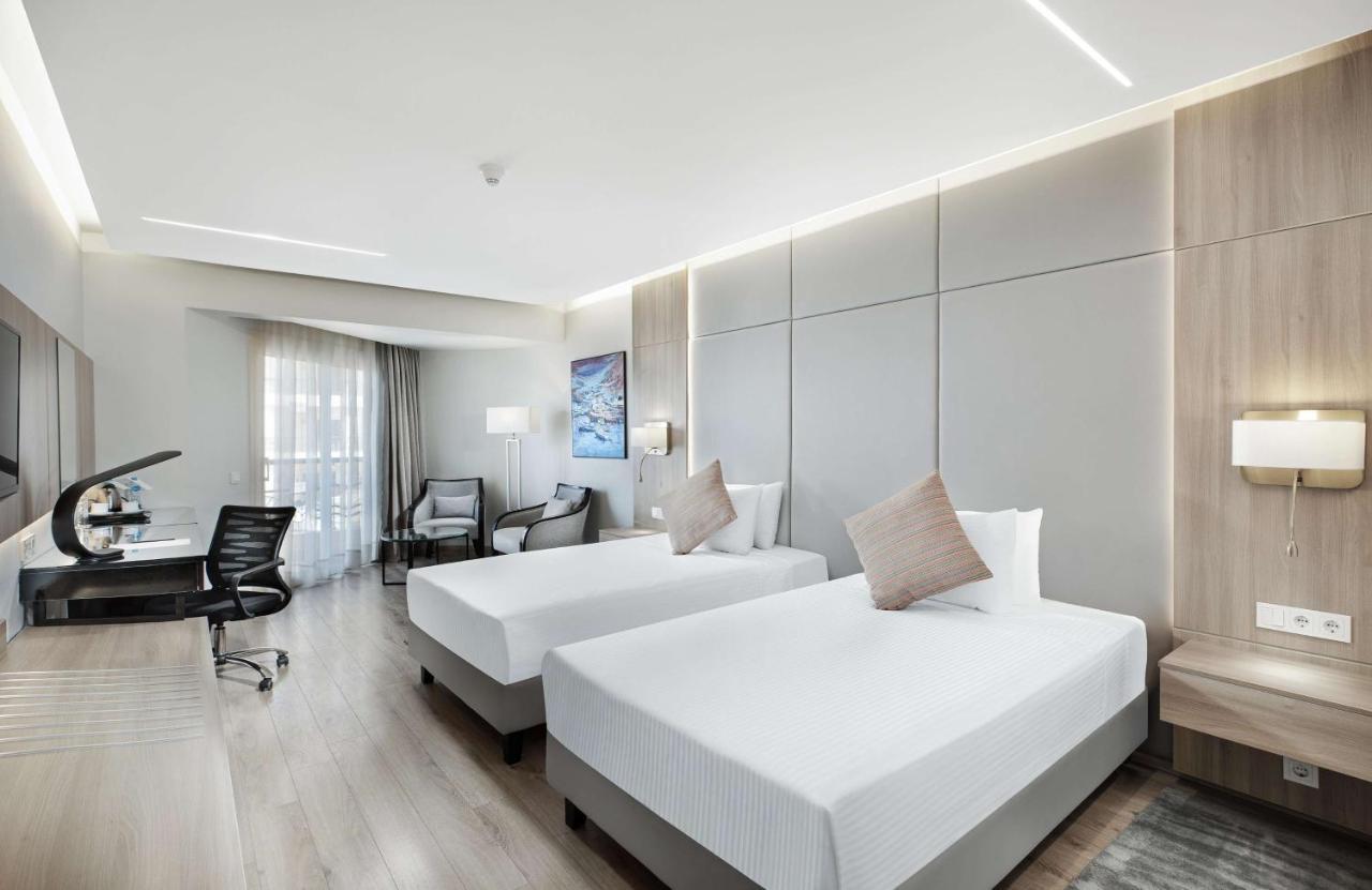 Executive Zimmer mit seitlichem Blick auf den Nil