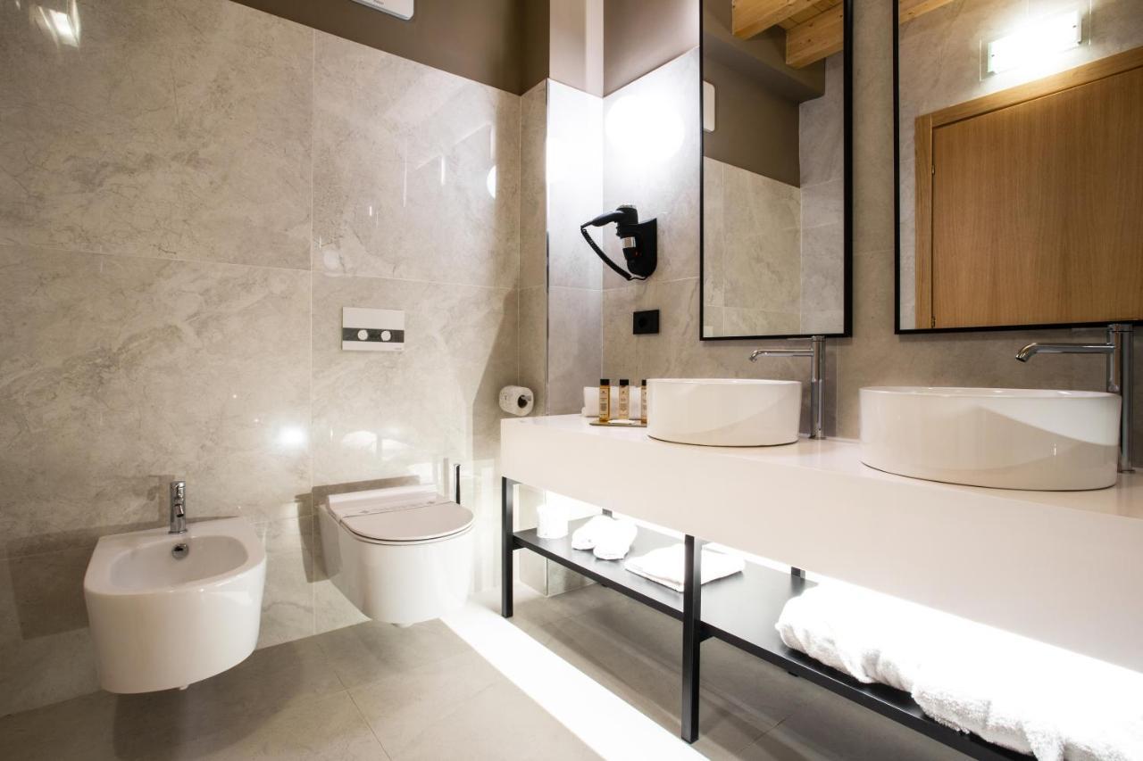 King Room Spa Bath