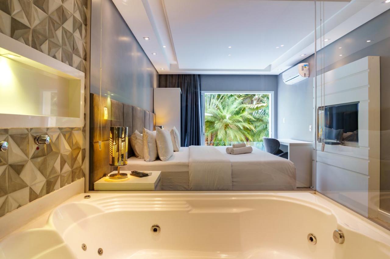 Suite with Spa Bath