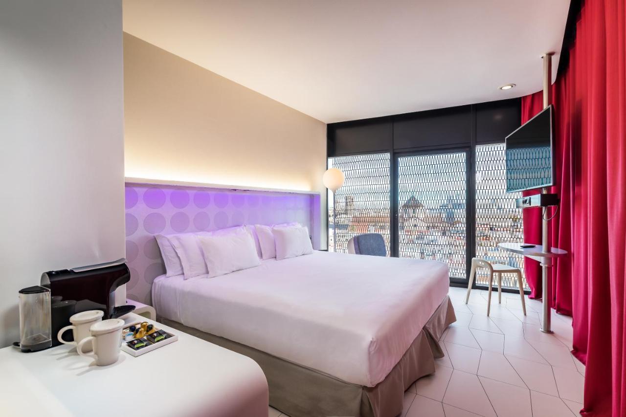 Deluxe Barcelona city View