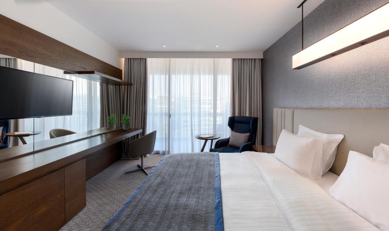 Premium Room with City View