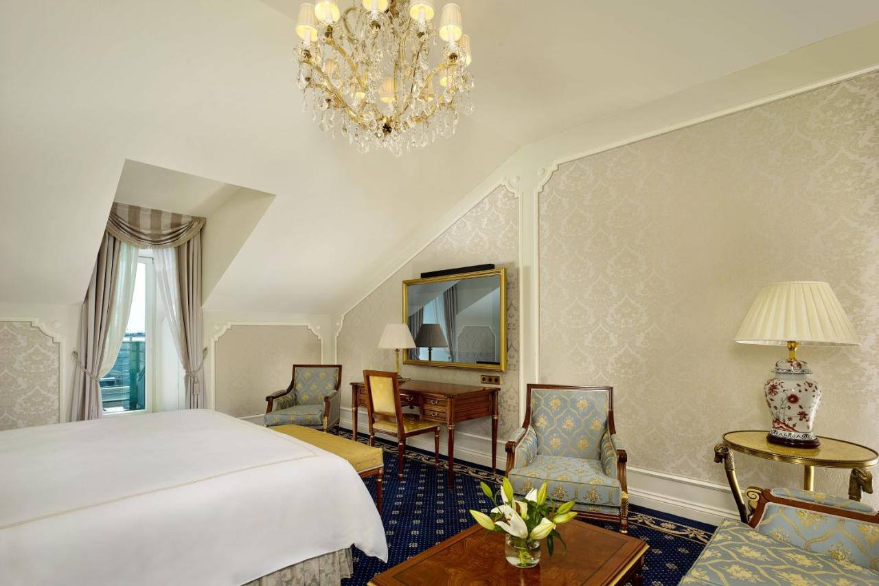 Deluxe Zimmer mit Kingsize-Bett