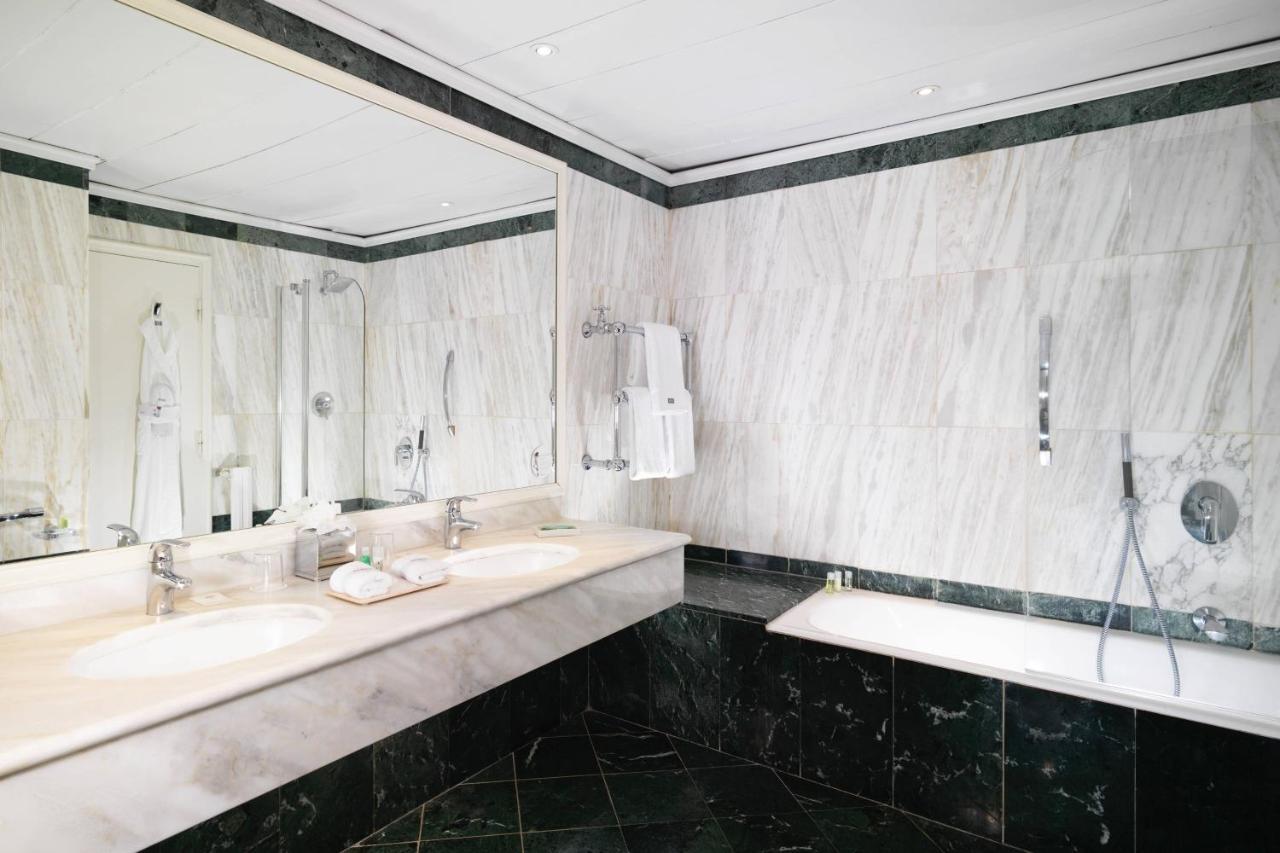 Contemporary Double Room