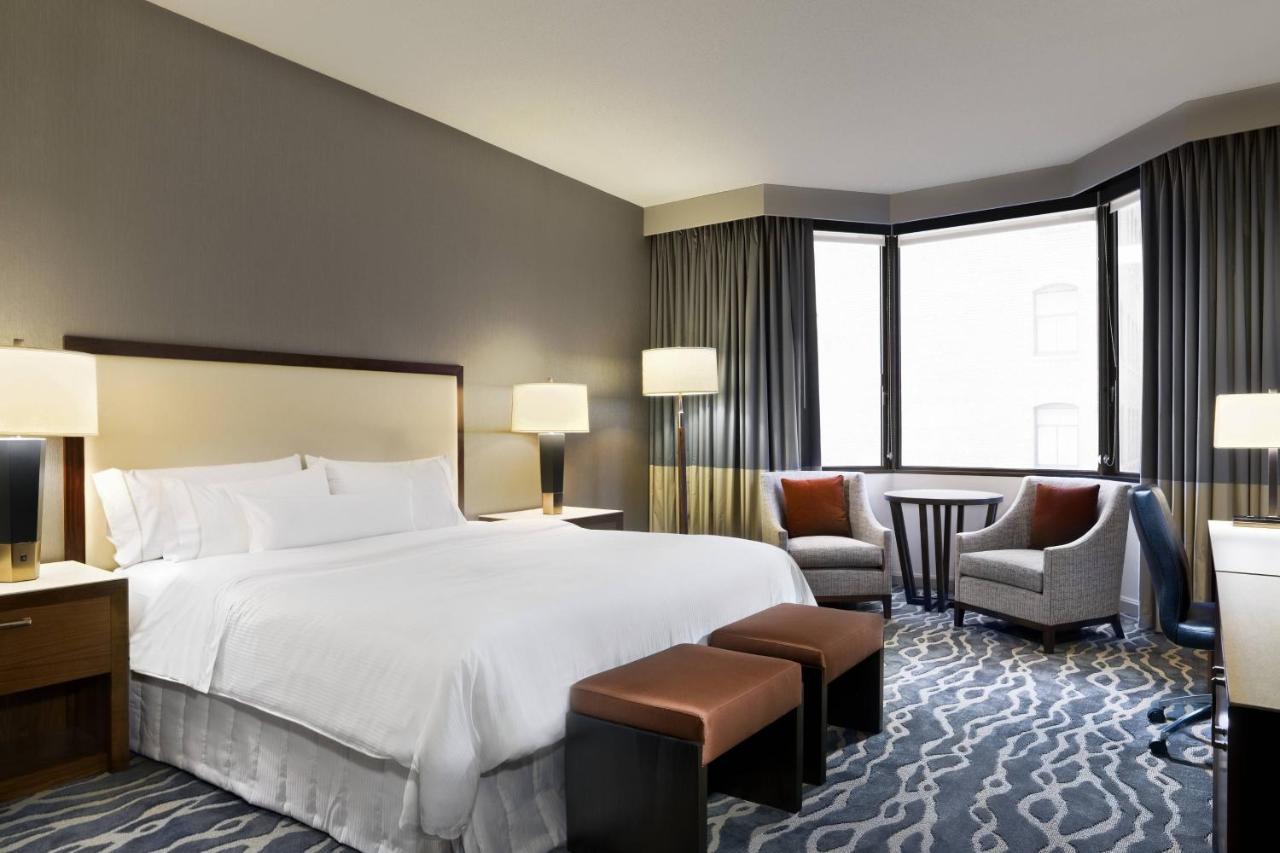 Zimmer mit 1 Kingsize-Bett und eingeschränktem Blick - Tower