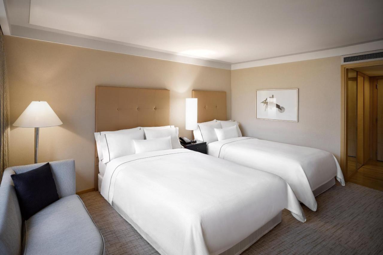 Deluxe 2 Beds Room
