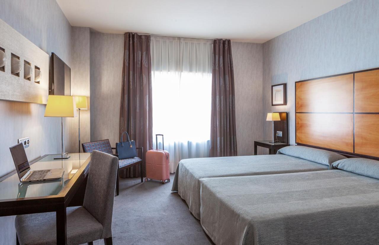 Double or Twin Room,1361847452:JPEG