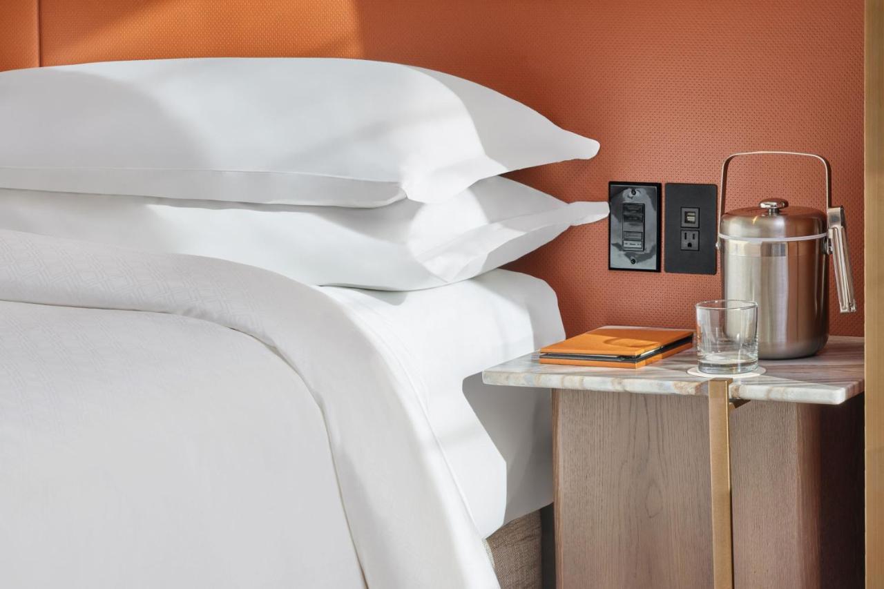 Deluxe Room, Guest room, 1 King
