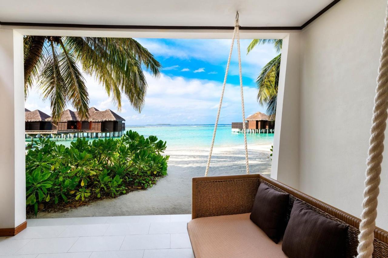 Deluxe King Room Beach View