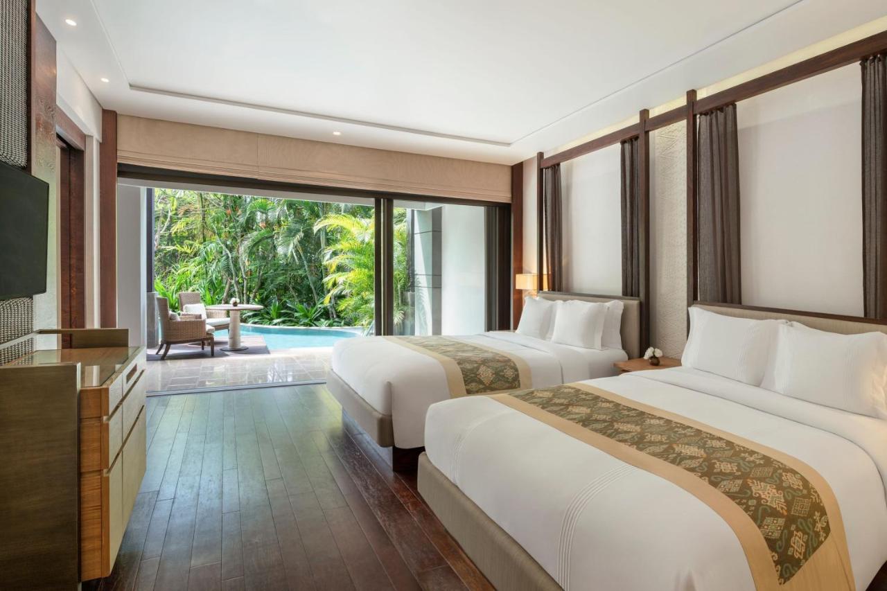 Ritz-Carlton Suite mit Zugang zum Pool und kostenloser täglicher Aktivität im Resort