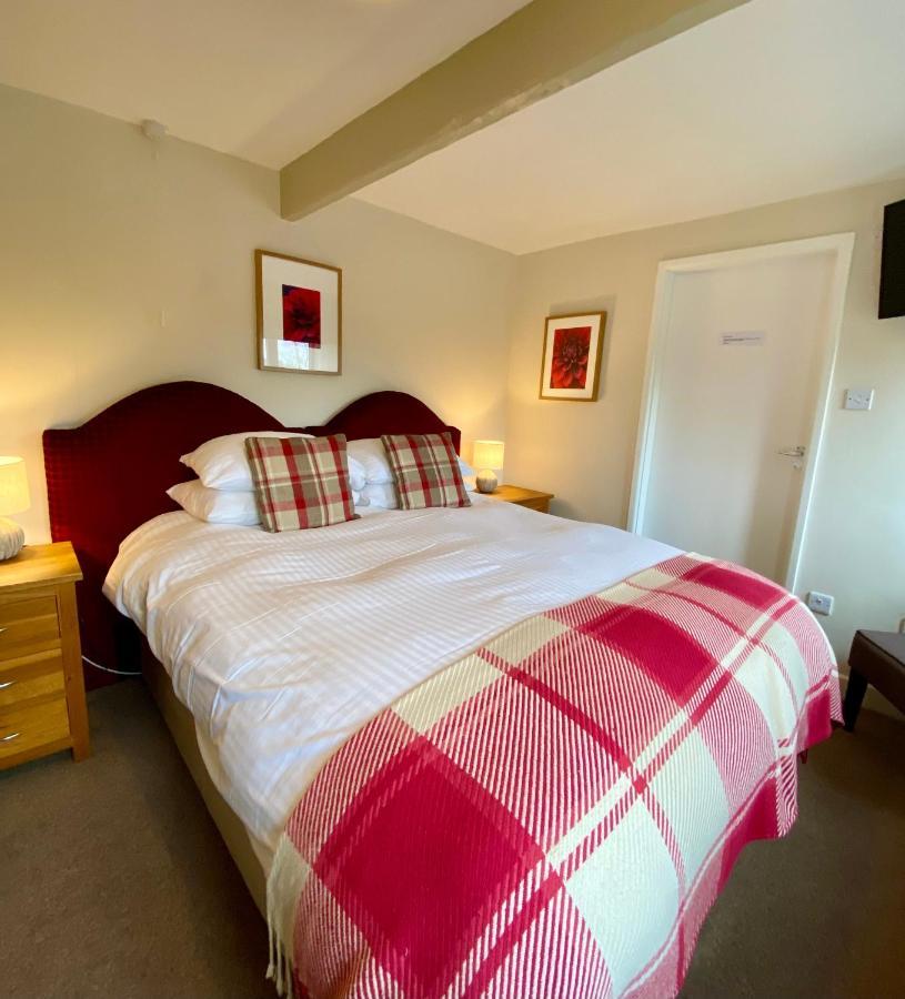 Double or Twin Room with Bathroom