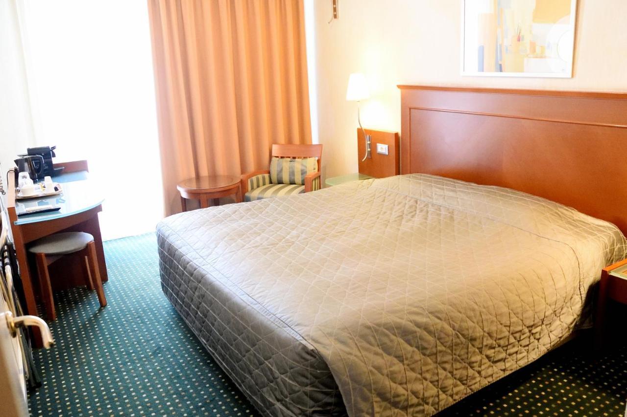 Double or Twin Room Acropolis View