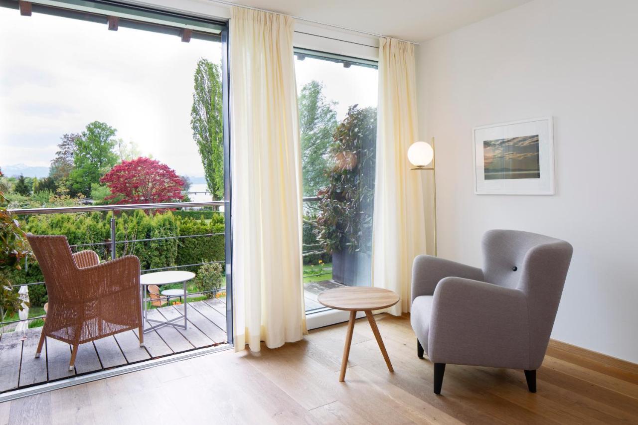 Doppelzimmer mit Balkon und Seeblick