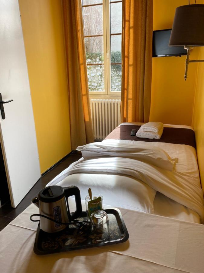 Single Room,1365084467:JPEG