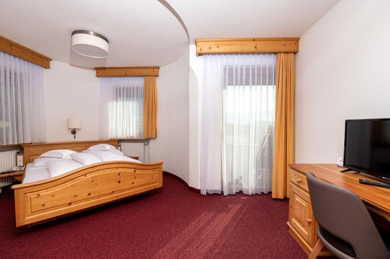 Doppelzimmer mit Balkon