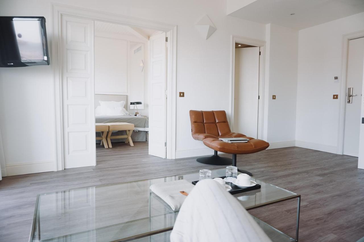 Suite Side Sea view Balcony