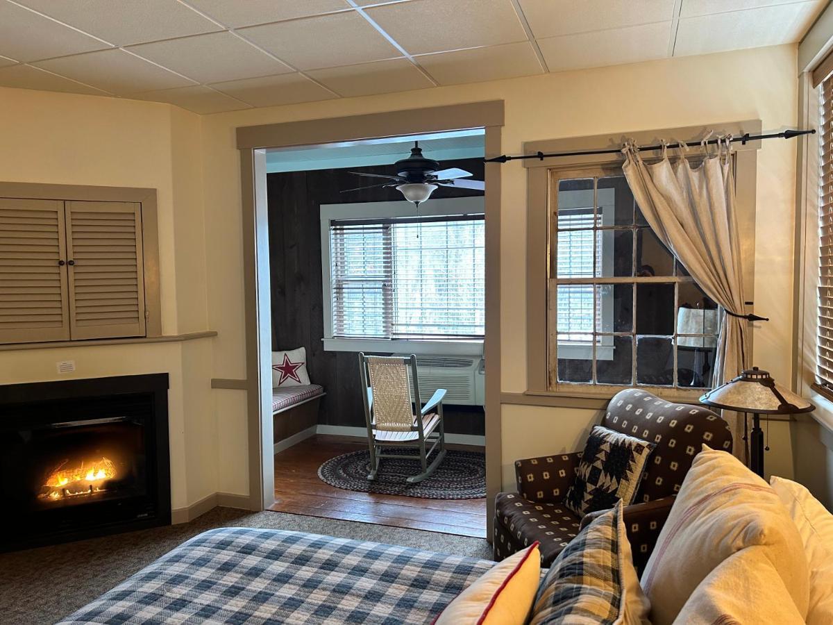 Two-Bedroom Suite