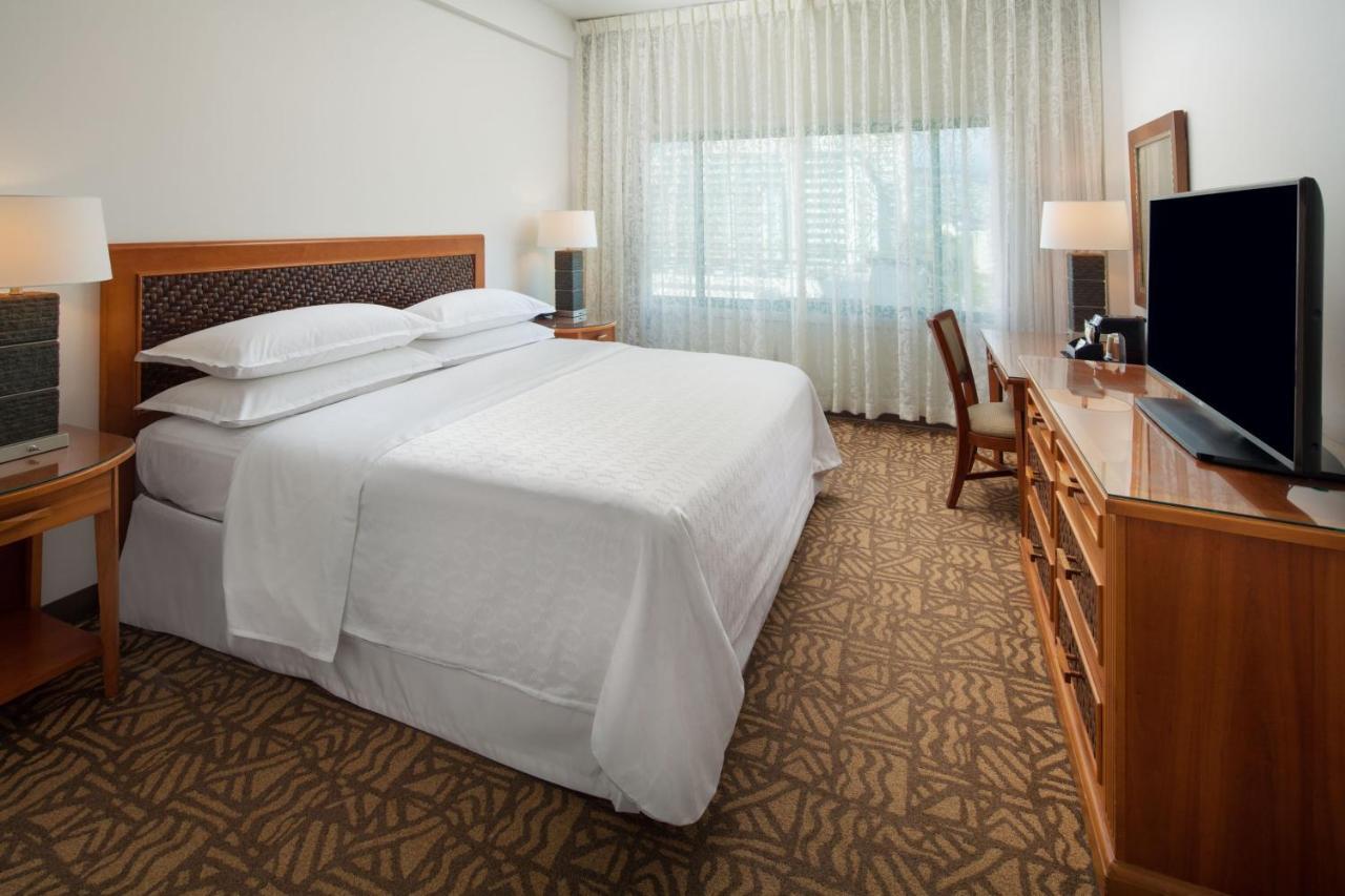 Guest room 1 Queen City view