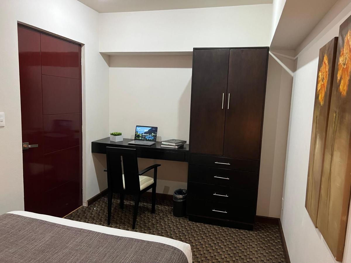 Master Two-Bedroom Apartment,1378625612:JPEG