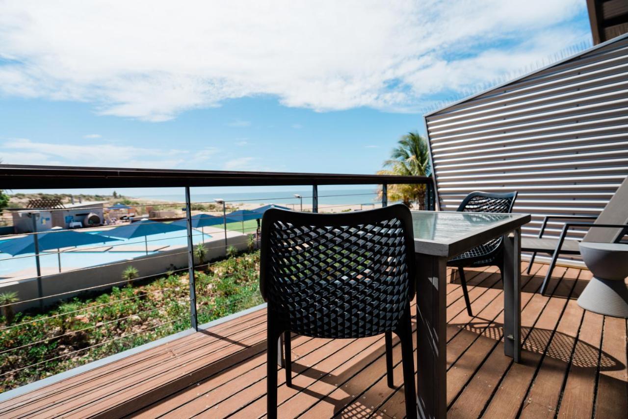 Superior Room with 1 King Bed and Ocean View