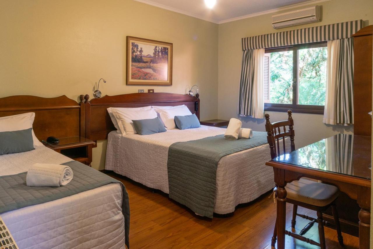 Deluxe Triple Room,1393826039:JPEG