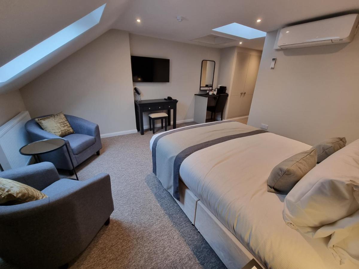 Superior King Room