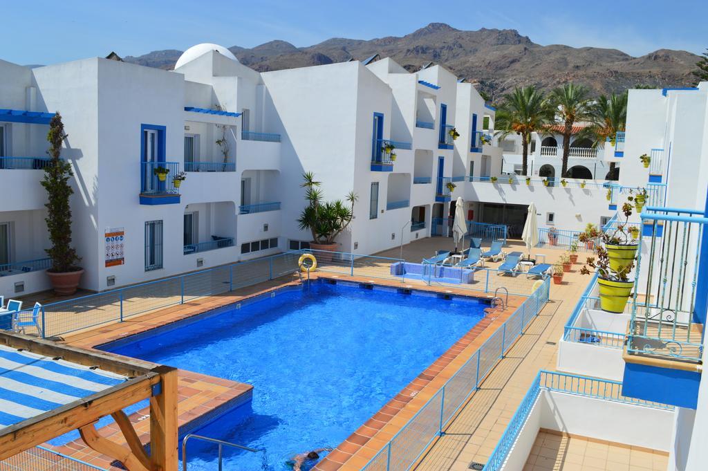 Habitación Doble con salón y terraza (3 adultos)